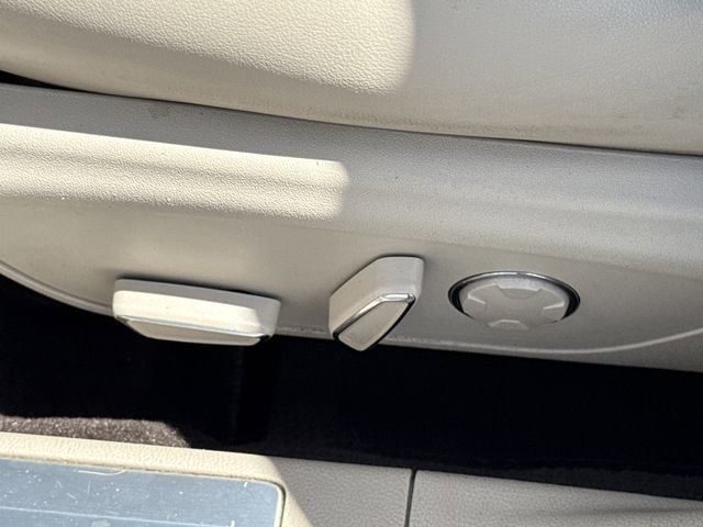 Used 2019 Lincoln MKZ Reserve image 25