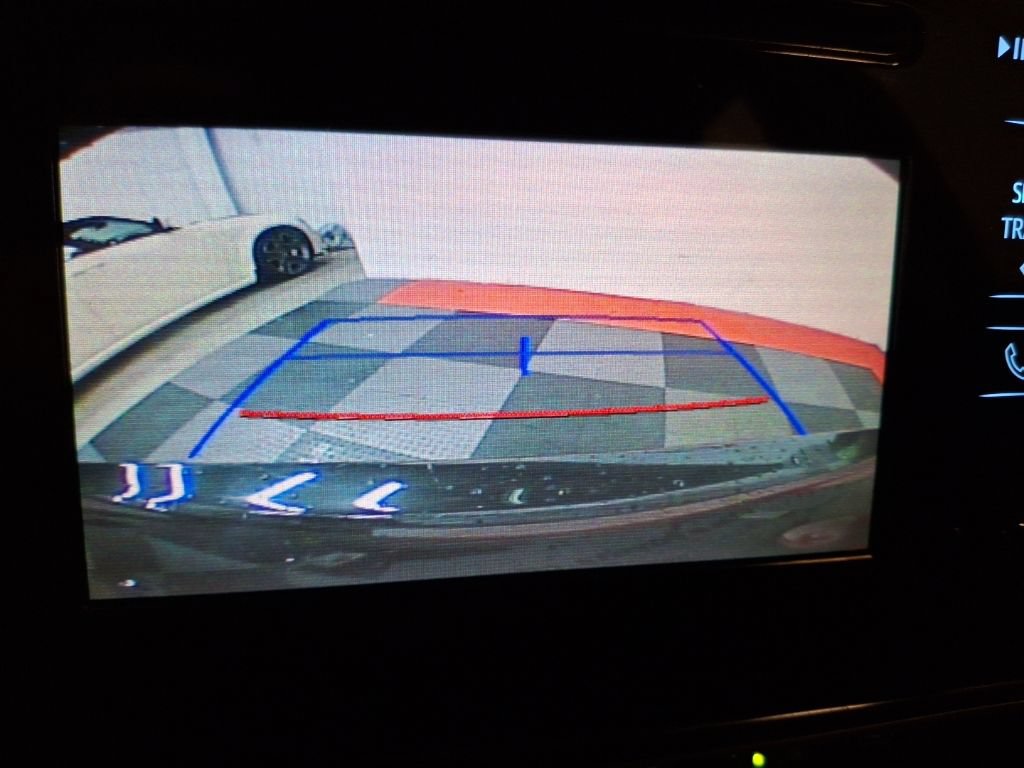 Used 2018 Toyota Corolla LE FWD image 21
