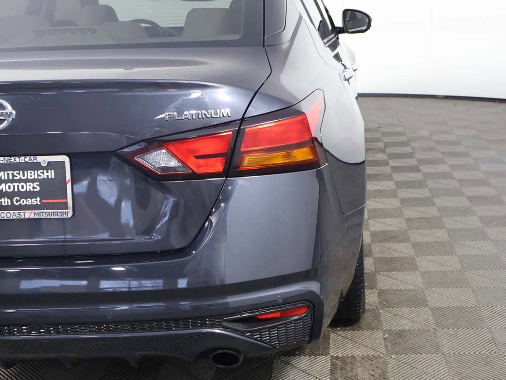 Used 2019 Nissan Altima 2.5 Platinum image 18