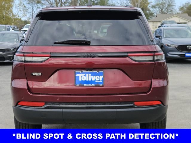 New 2025 Jeep Grand Cherokee Laredo image 8