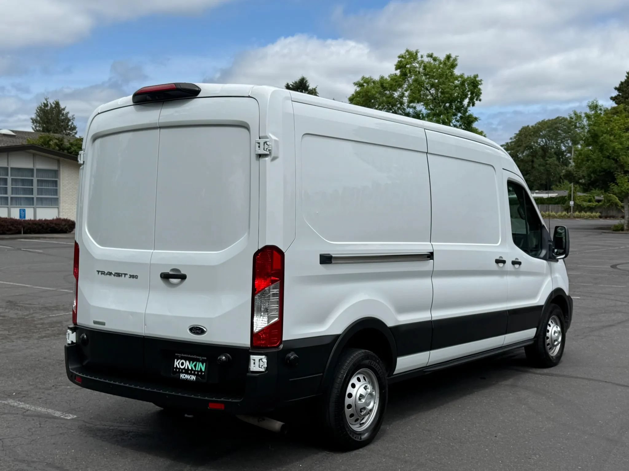 Used 2020 Ford Transit 350 Medium Roof RWD image 6