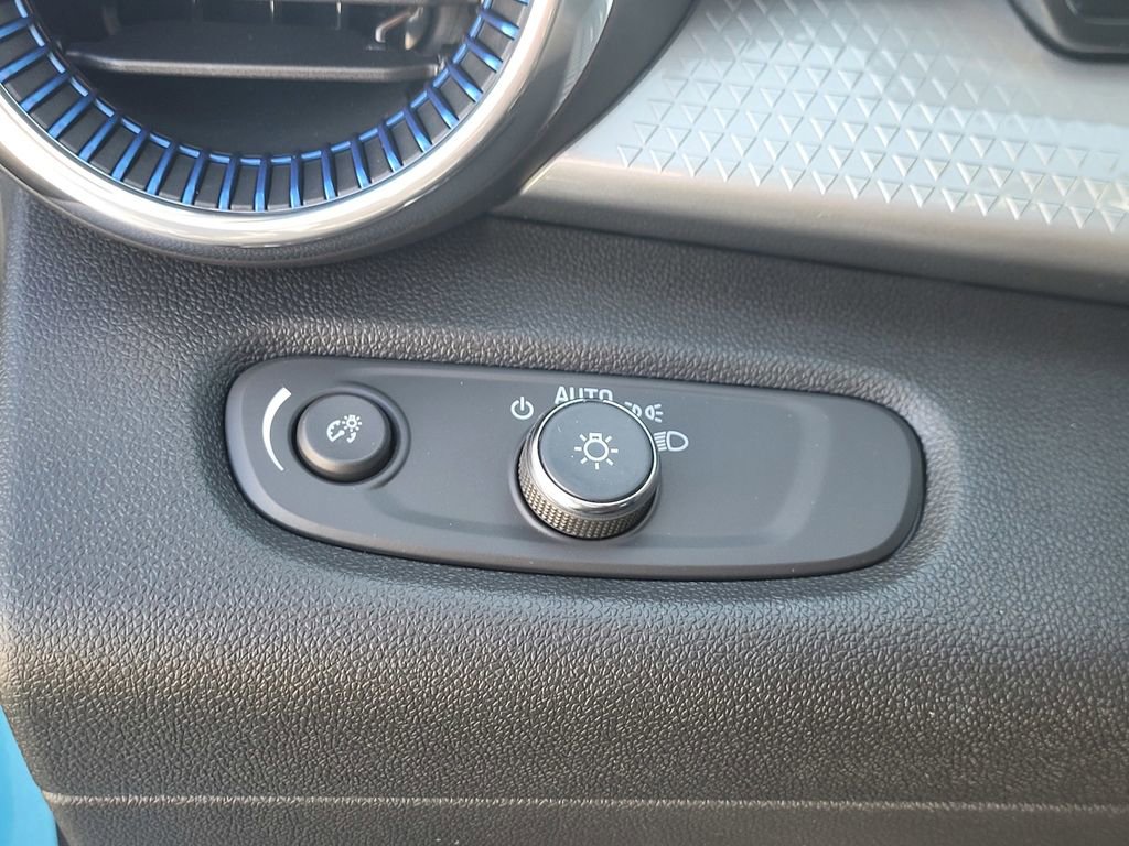 New 2026 Chevrolet Trax LT w/ Driver Confidence Package image 24