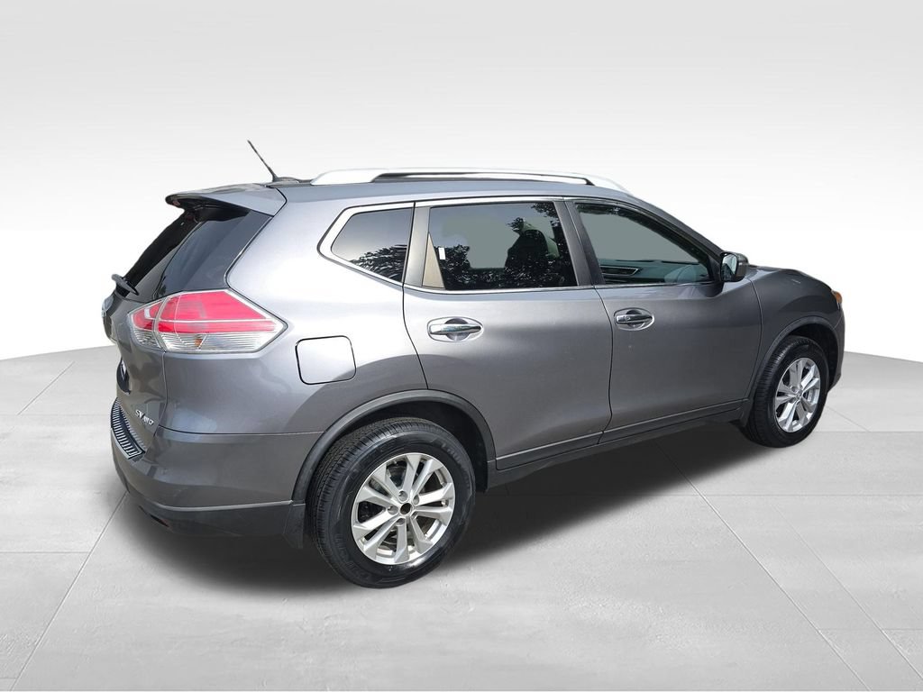 Used 2016 Nissan Rogue SV AWD/4WD image 5