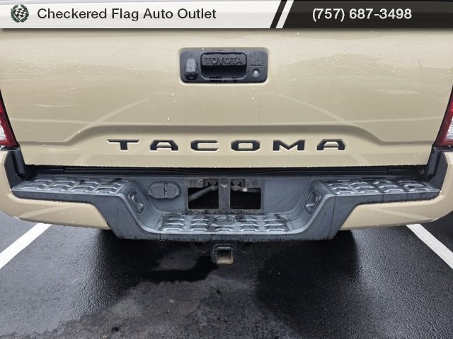 Used 2016 Toyota Tacoma TRD Off-Road w/ Towing Package image 8