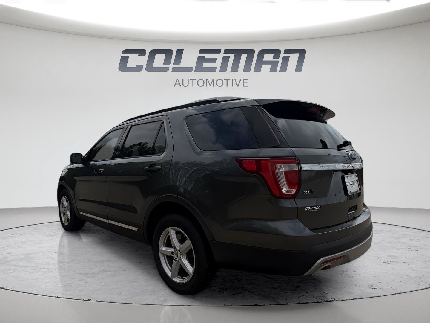 Used 2016 Ford Explorer XLT w/ Equipment Group 202A FWD image 36