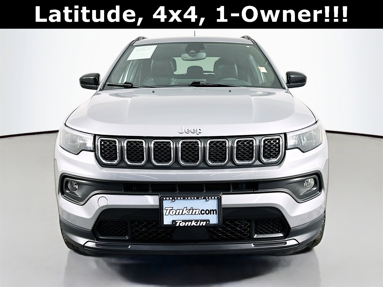 Used 2023 Jeep Compass Latitude w/ Sun and Sound Group image 2