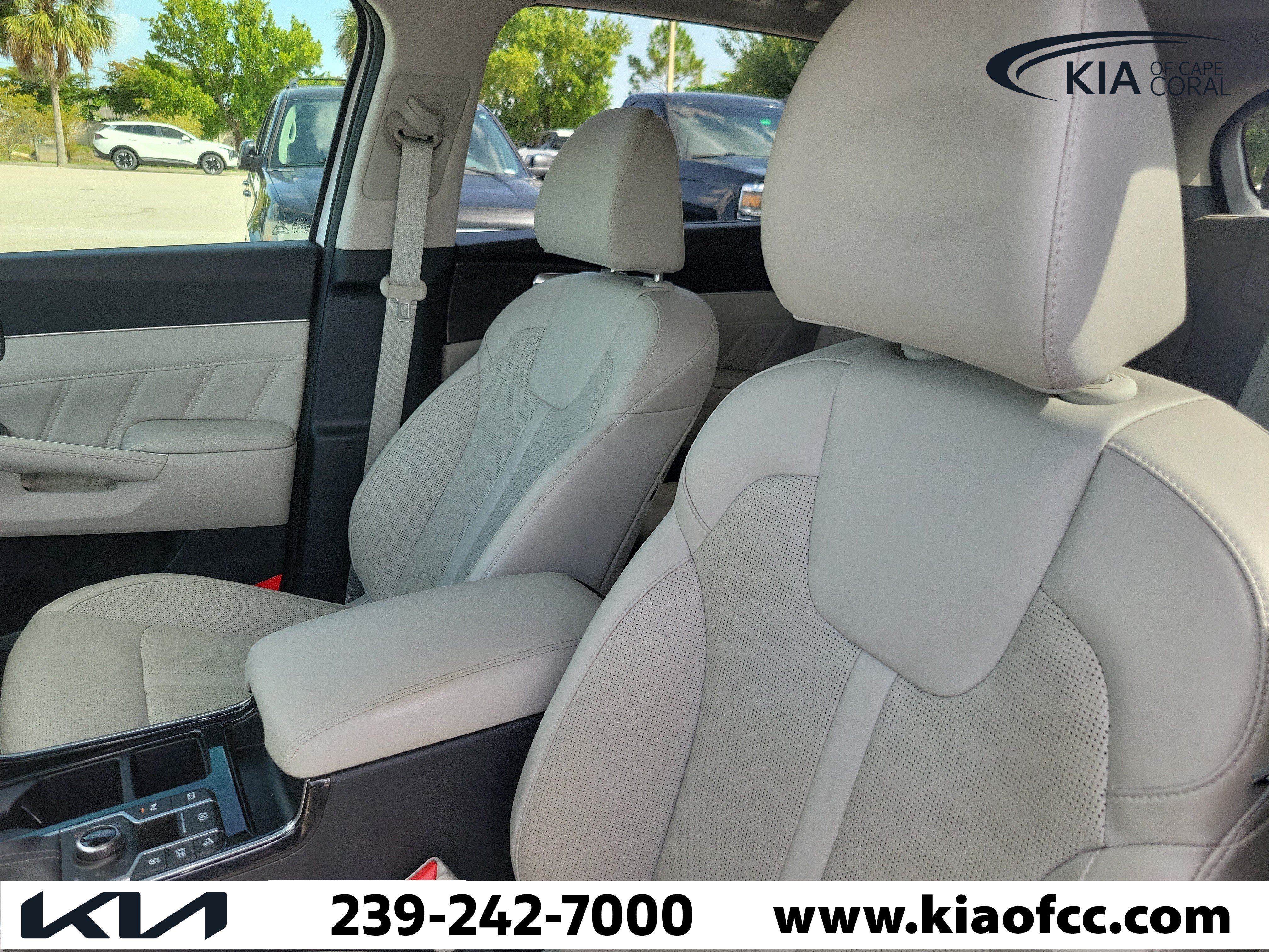 Certified 2025 Kia Sorento SX AWD/4WD image 21
