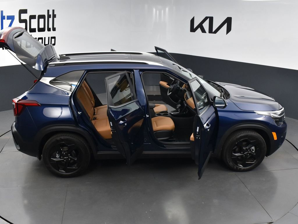 Certified 2026 Kia Seltos EX w/ EX Sunroof Package FWD image 32