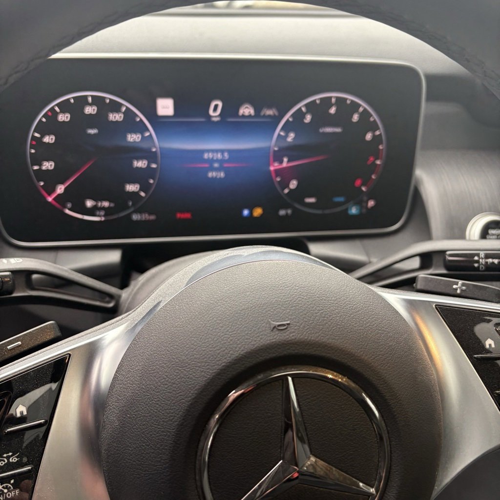 Certified 2025 Mercedes-Benz GLC 300 GLC 300 image 8
