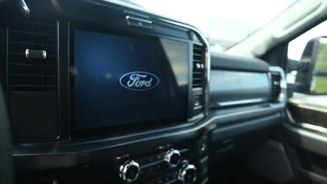 New 2026 Ford F350 Lariat AWD/4WD image 17