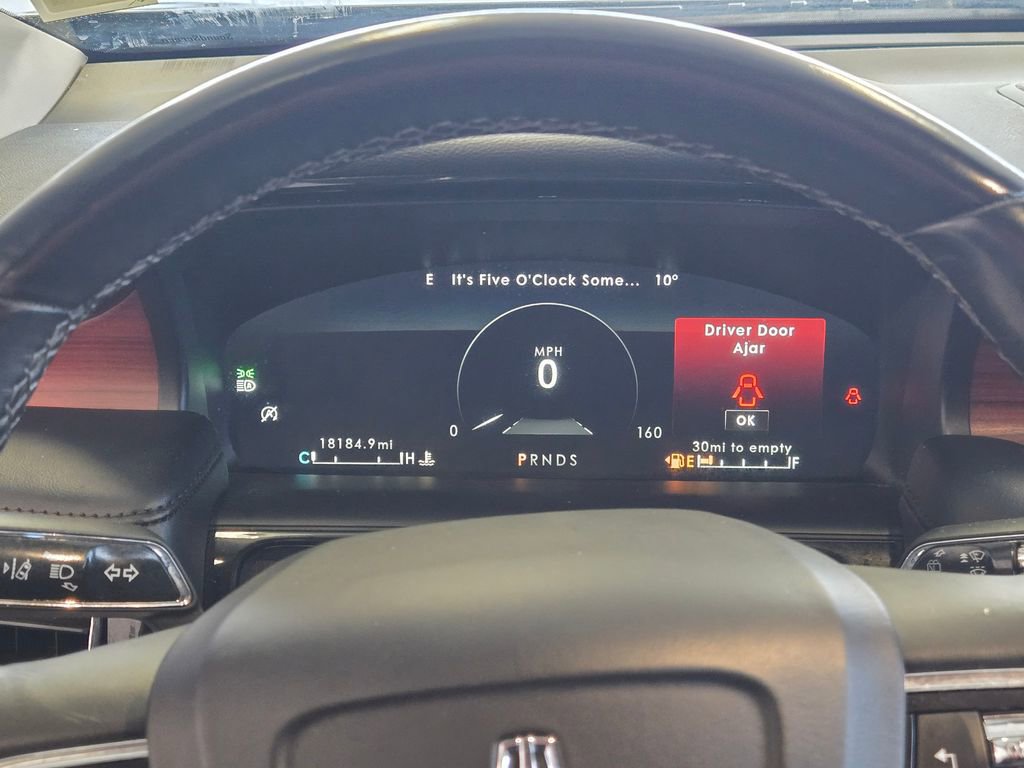 Used 2022 Lincoln Nautilus Reserve w/ Equipment Group 201A image 20