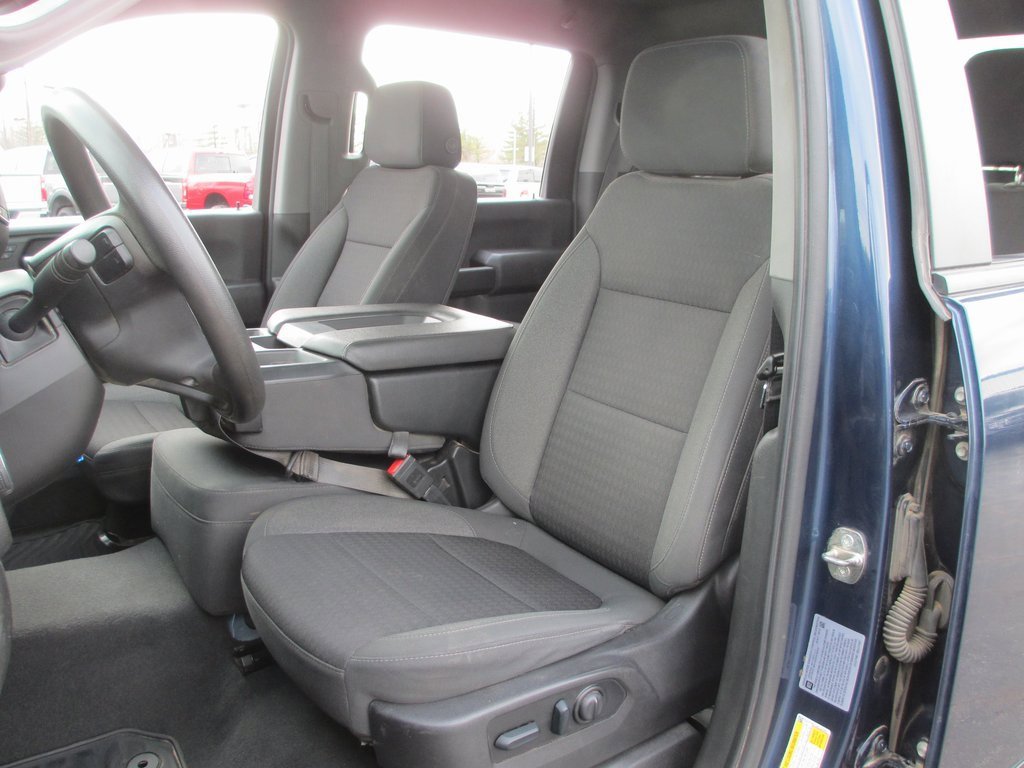 Certified 2022 Chevrolet Silverado 2500 Custom w/ Custom Value Package image 15