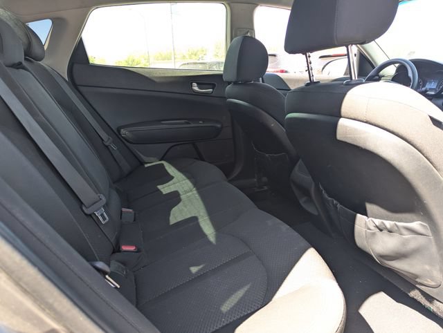 Used 2017 Kia Optima LX FWD image 30