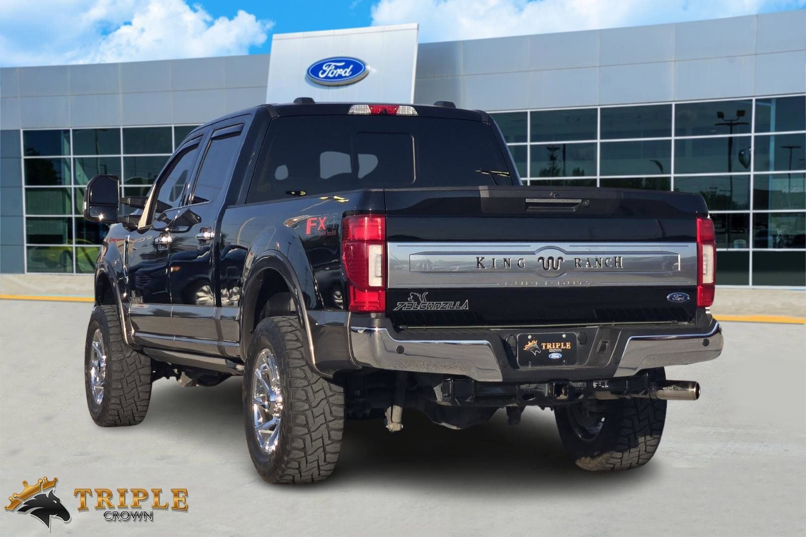 Certified 2022 Ford F250 King Ranch w/ King Ranch Ultimate Package image 4