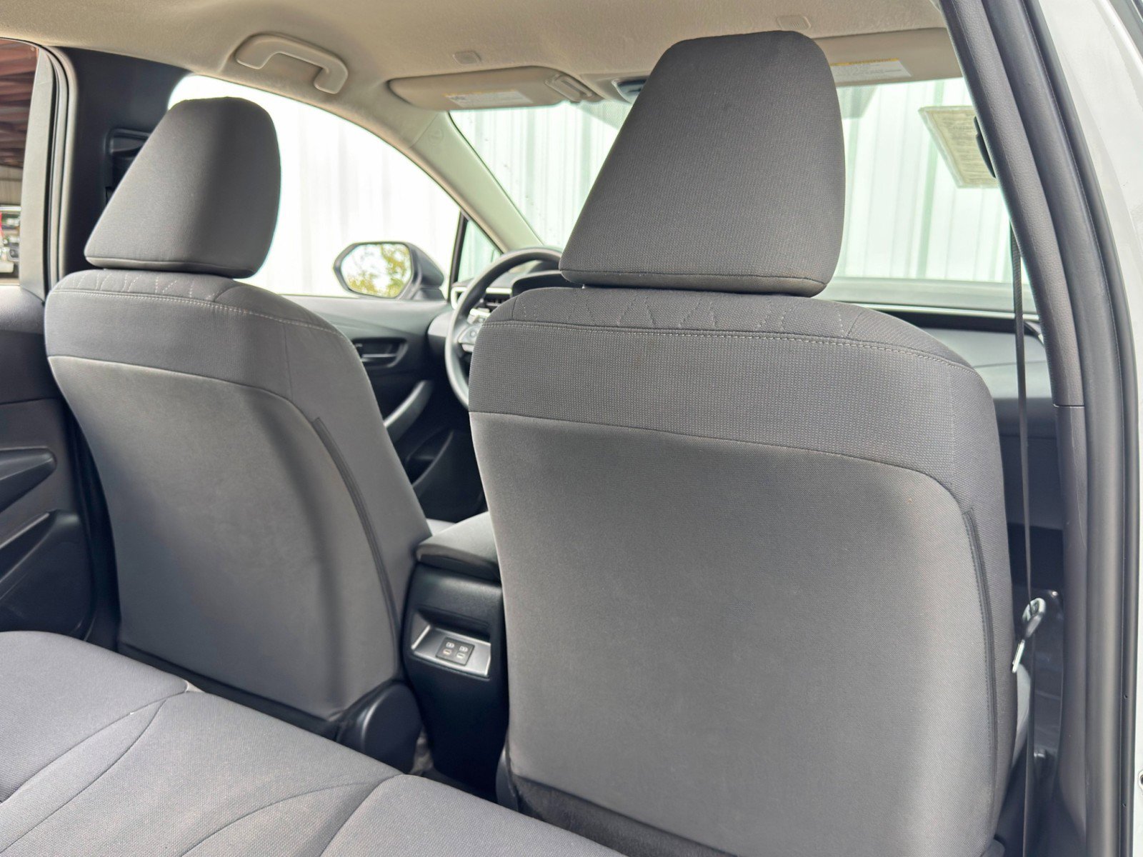Used 2024 Toyota Corolla LE image 32