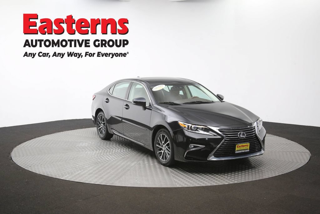 Used 2017 Lexus ES 350 w/ Navigation System Package FWD image 55
