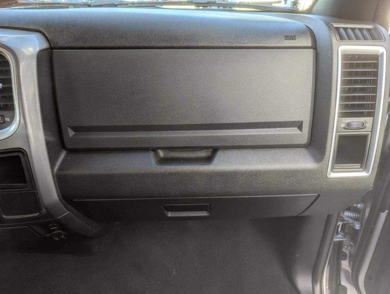 Used 2021 RAM 1500 Classic Warlock AWD/4WD image 30
