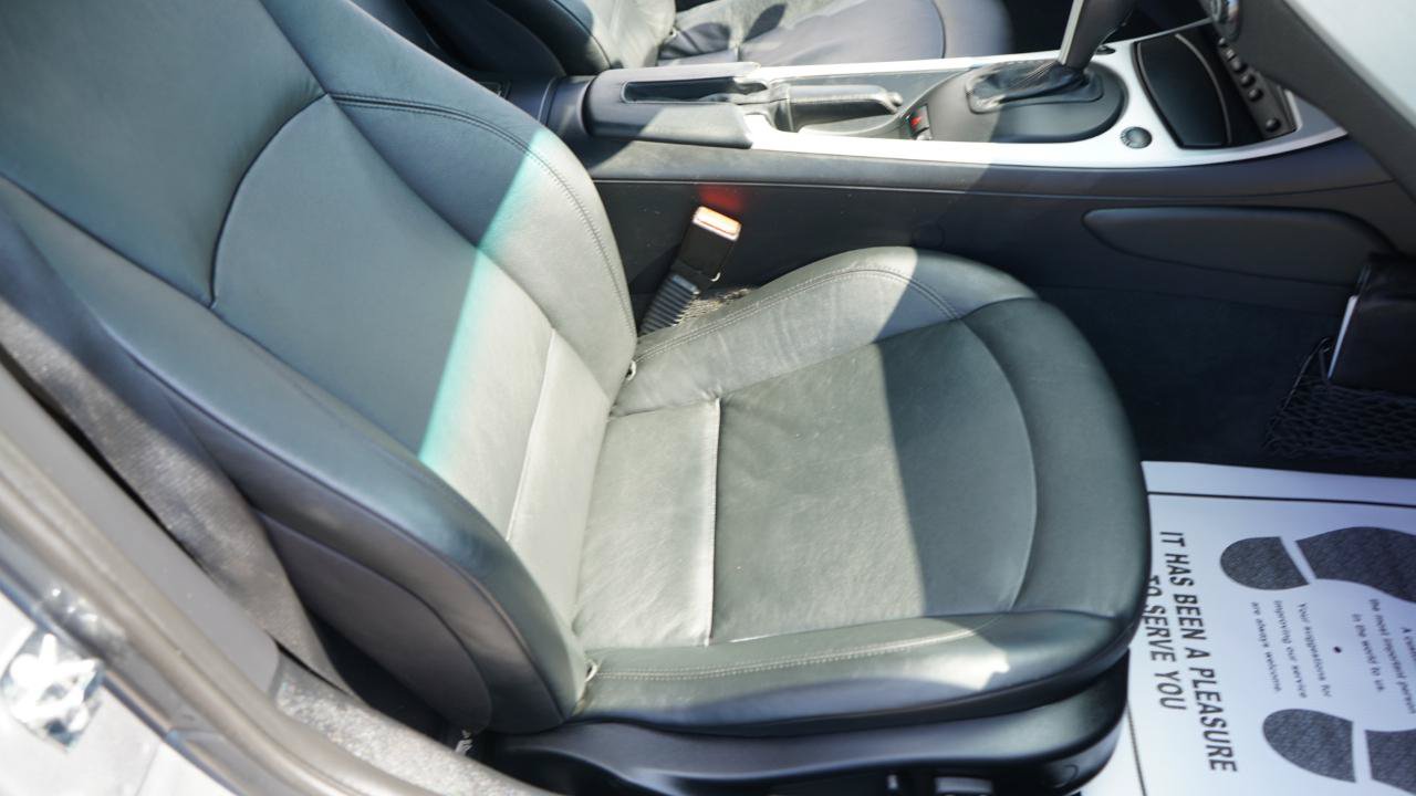 Used 2008 BMW Z4 3.0i w/ Premium Pkg RWD image 69