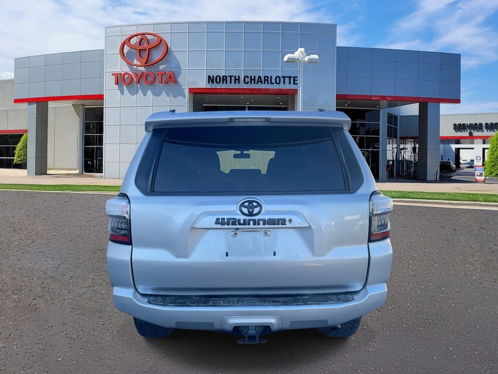 Used 2019 Toyota 4Runner SR5 image 9