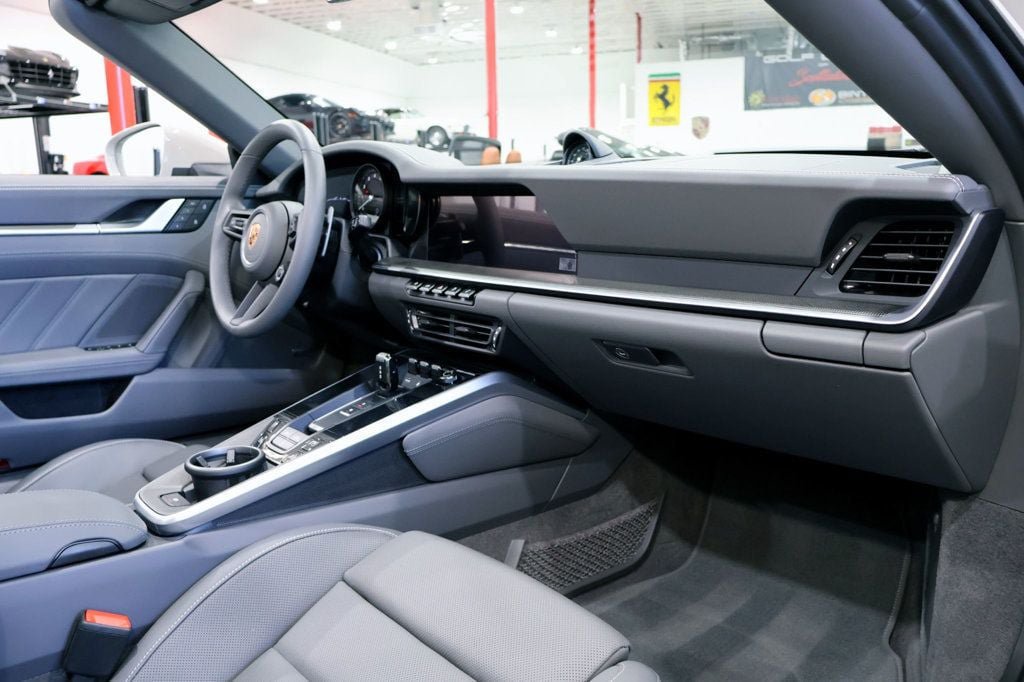 Used 2024 Porsche 911 Carrera 4S AWD/4WD image 31