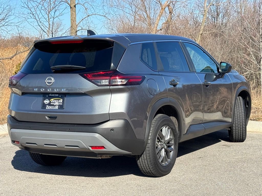 Used 2023 Nissan Rogue S image 6