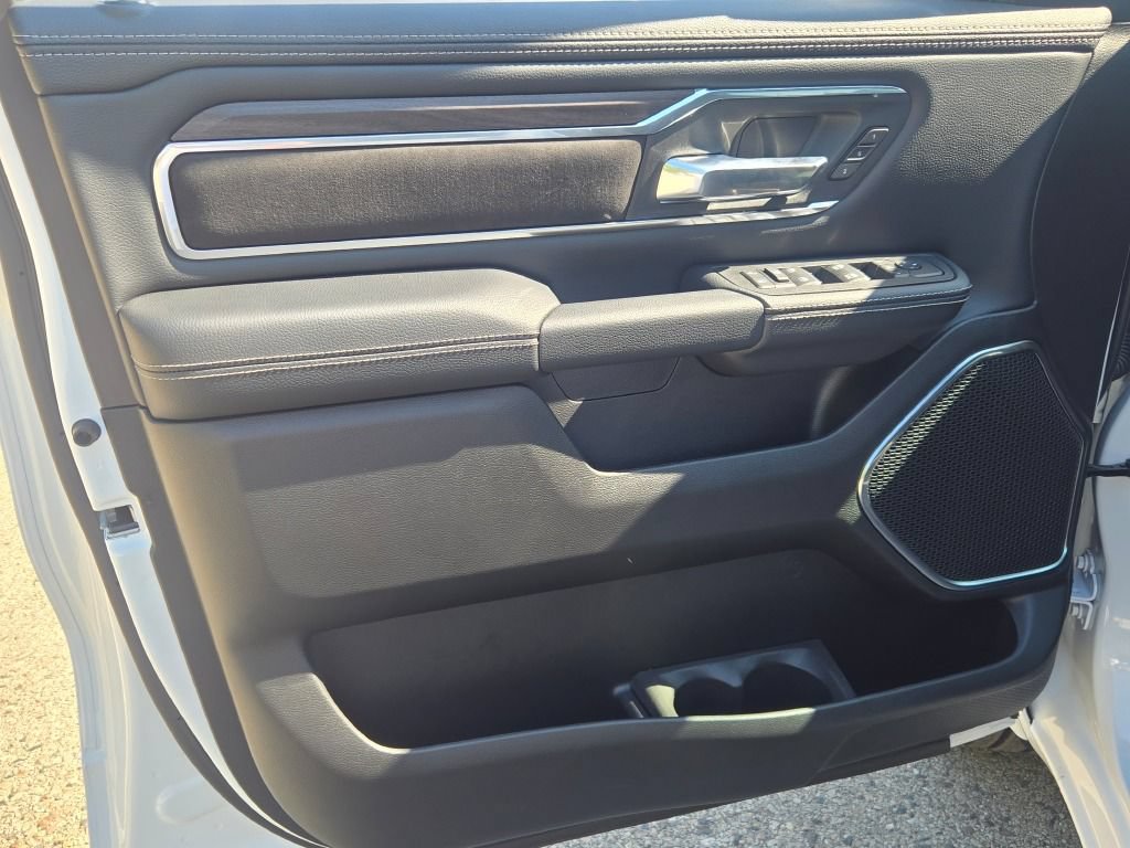 New 2027 RAM 1500 Laramie w/ Night Edition AWD/4WD image 28