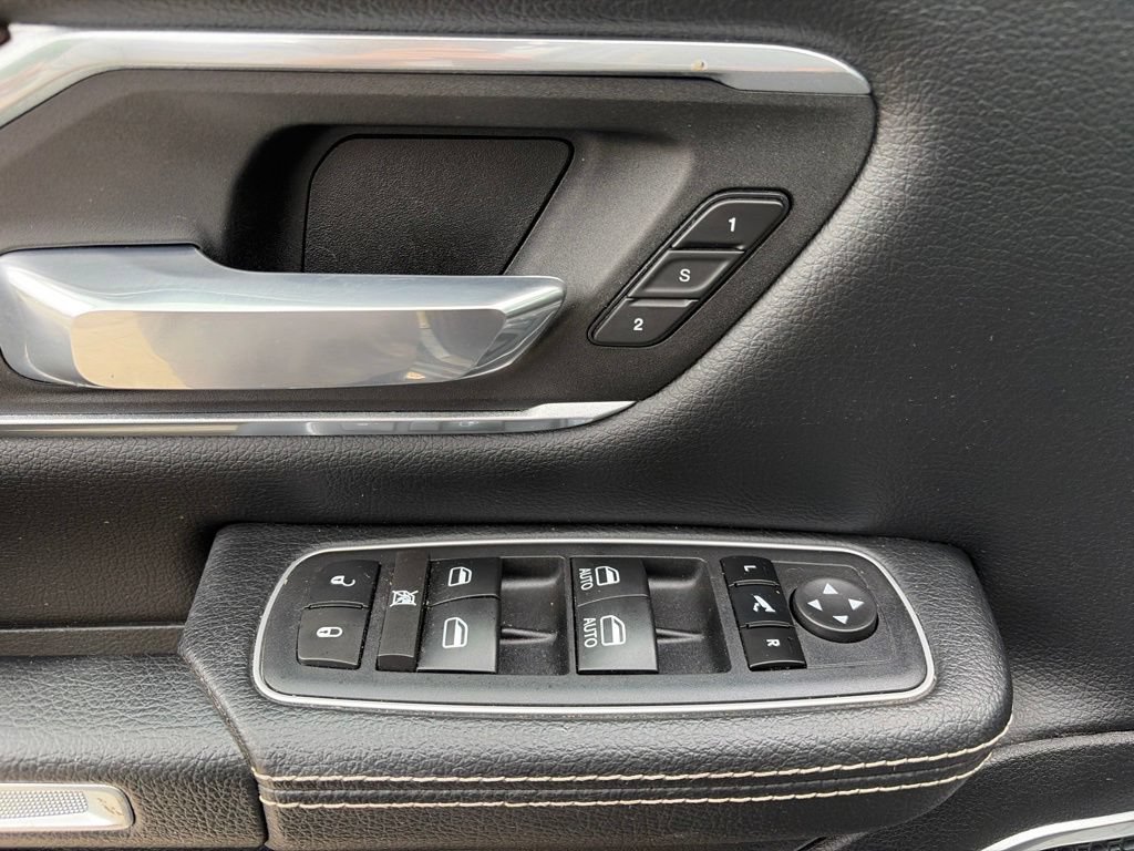 Used 2021 RAM 1500 Laramie AWD/4WD image 50