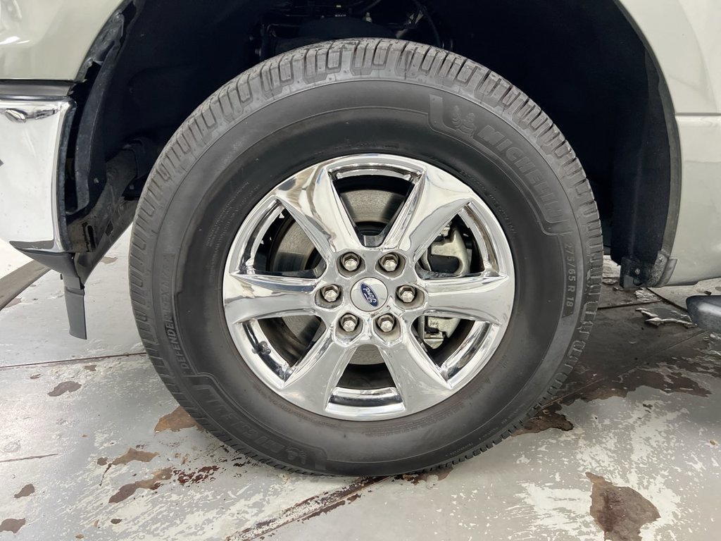 Used 2020 Ford F150 XLT w/ Equipment Group 302A Luxury AWD/4WD image 27
