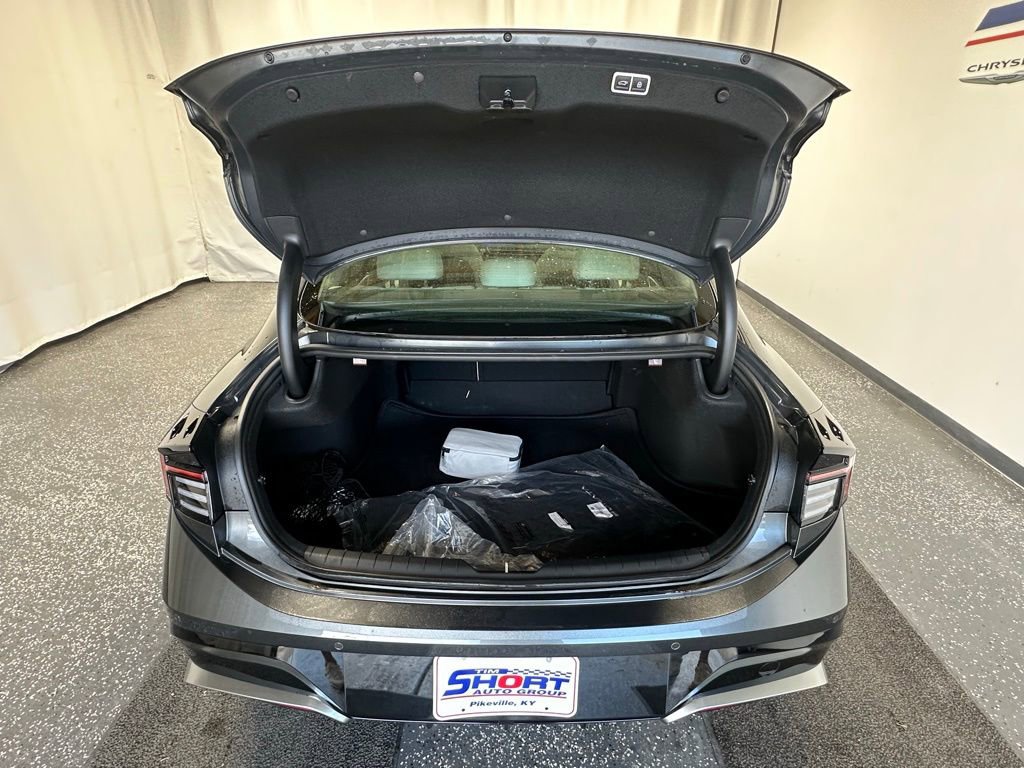 Used 2025 Hyundai Sonata Limited image 7