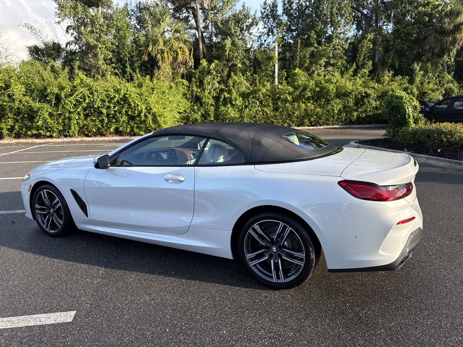 Used 2024 BMW 840i Convertible w/ Comfort Seating Package RWD image 5
