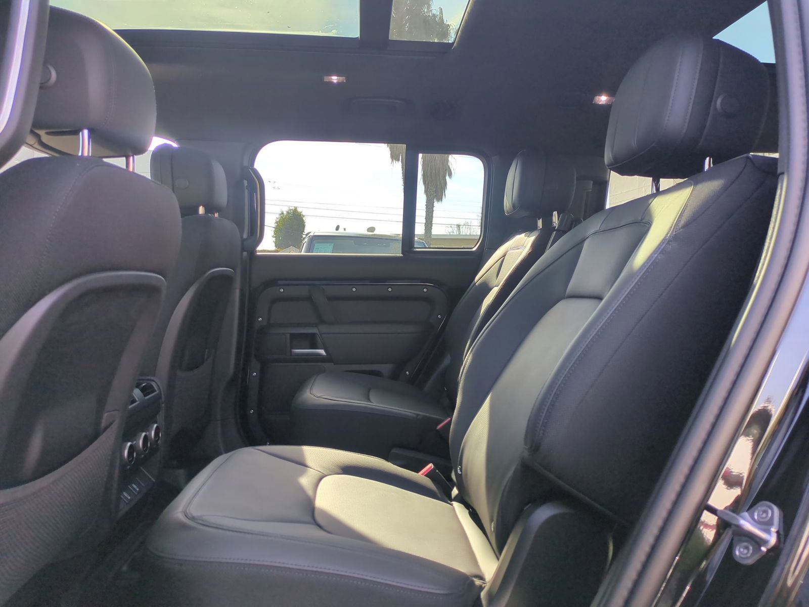 New 2026 Land Rover Defender 130 V8 image 25