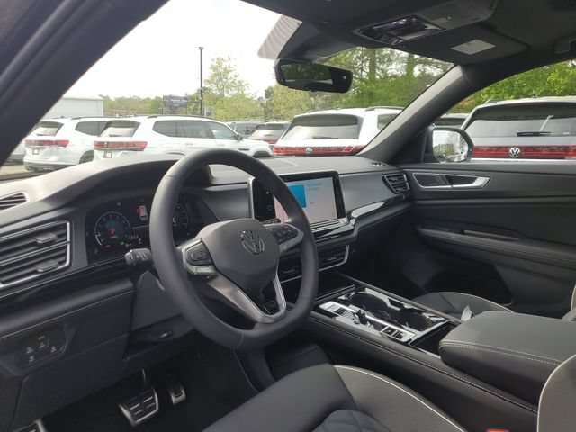 New 2026 Volkswagen Atlas Cross Sport SEL Premium R-Line AWD/4WD image 18