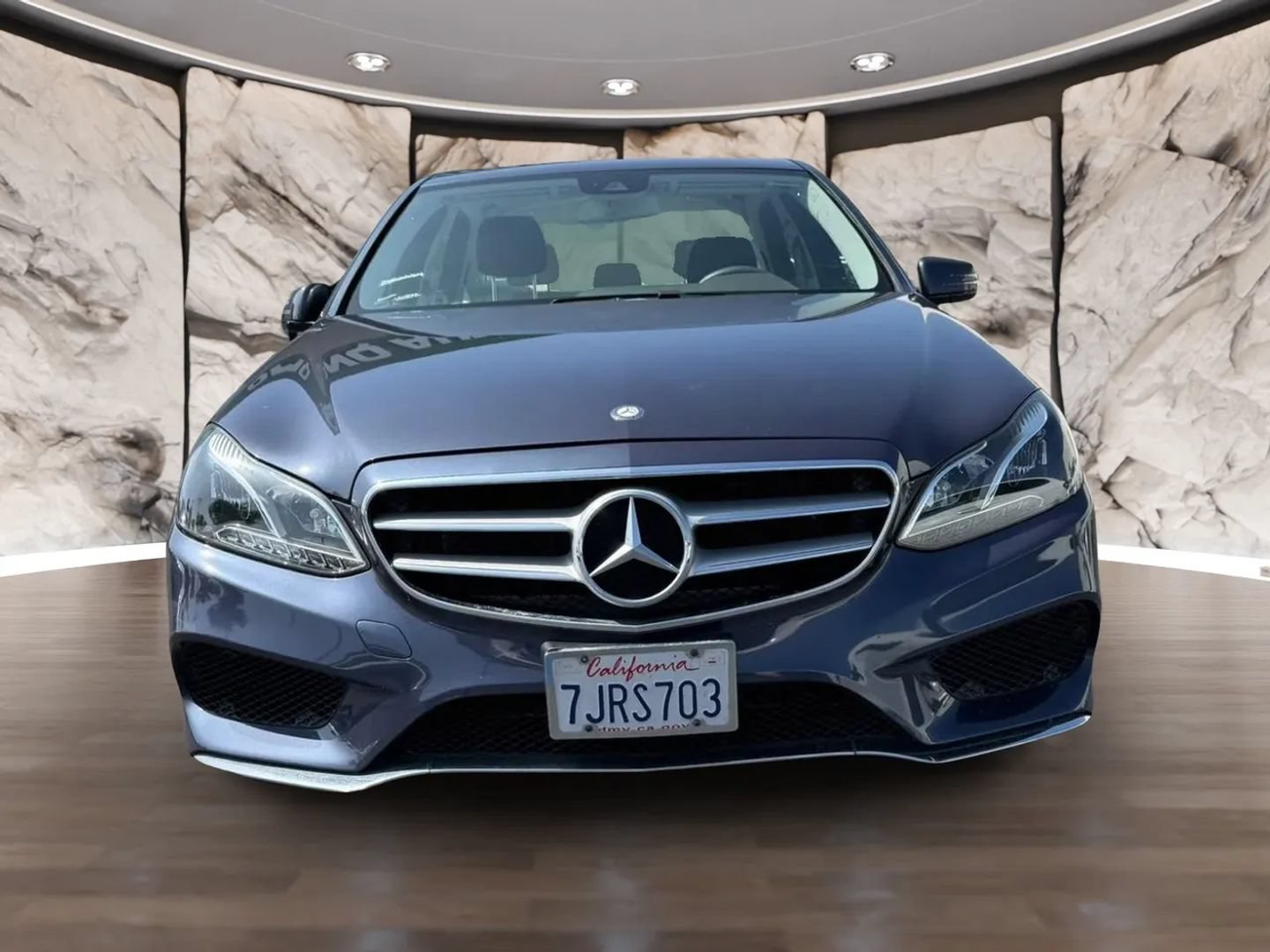 Used 2015 Mercedes-Benz E 350 Sedan image 2