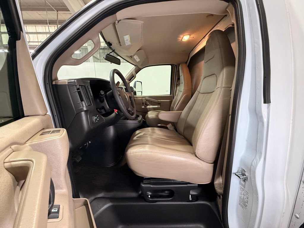 New 2025 Chevrolet Express 3500 w/ Power Convenience Package RWD image 16