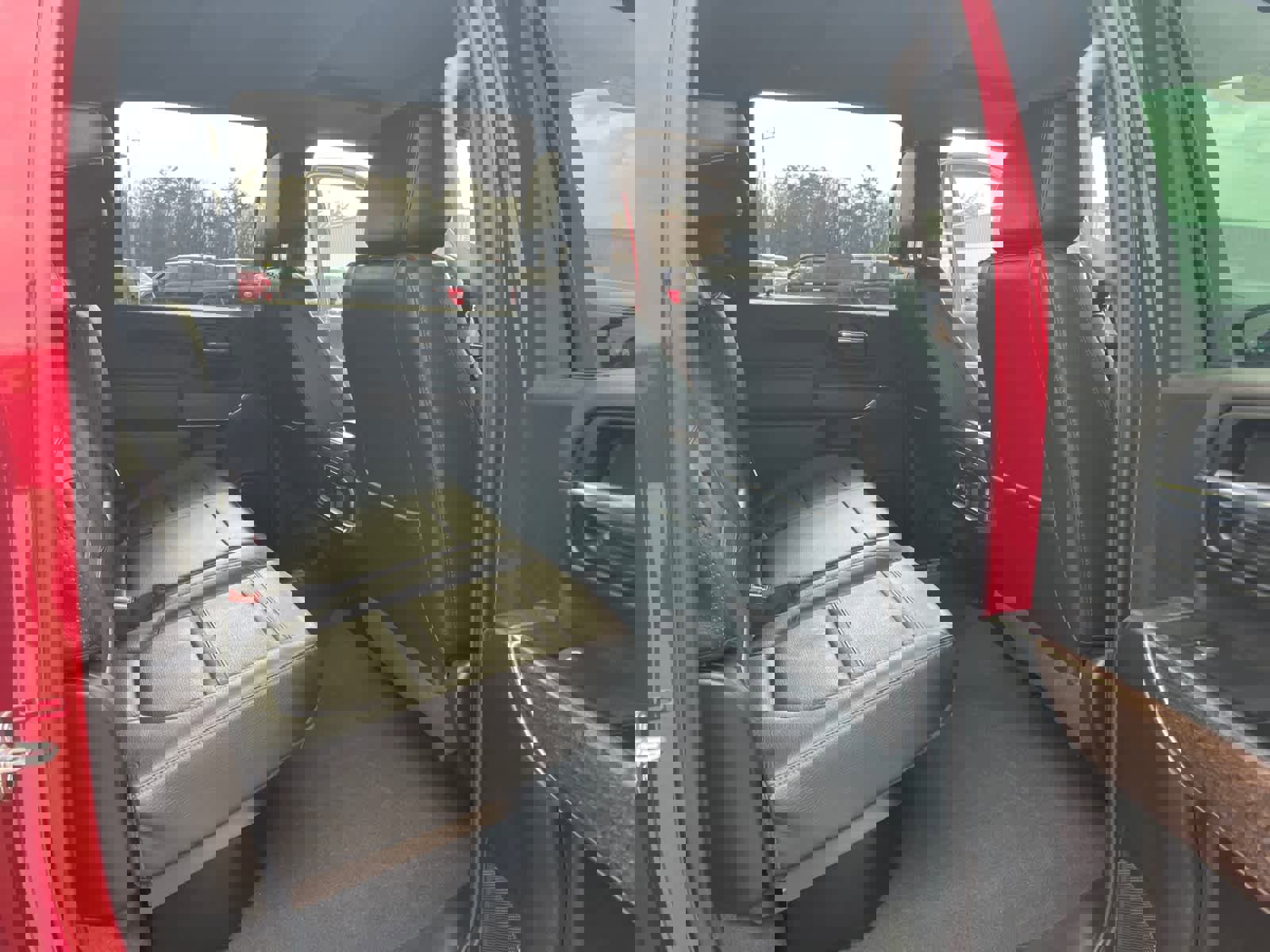 Used 2023 GMC Sierra 2500 Denali w/ Technology Package image 18