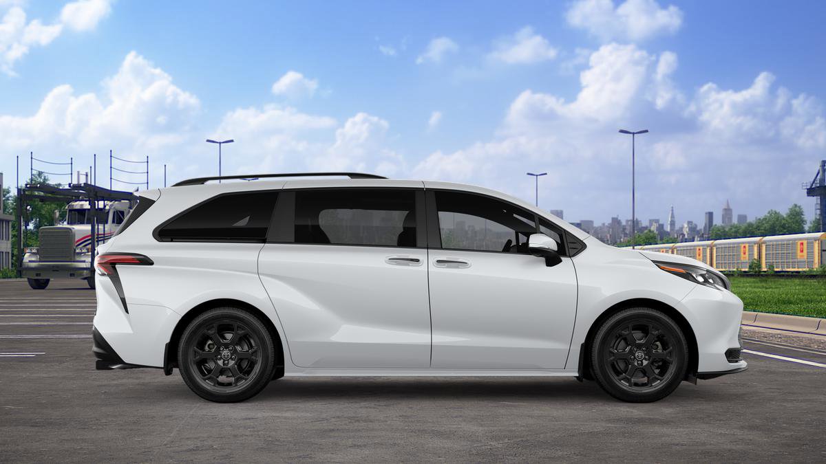 New 2026 Toyota Sienna XLE Woodland Edition image 14