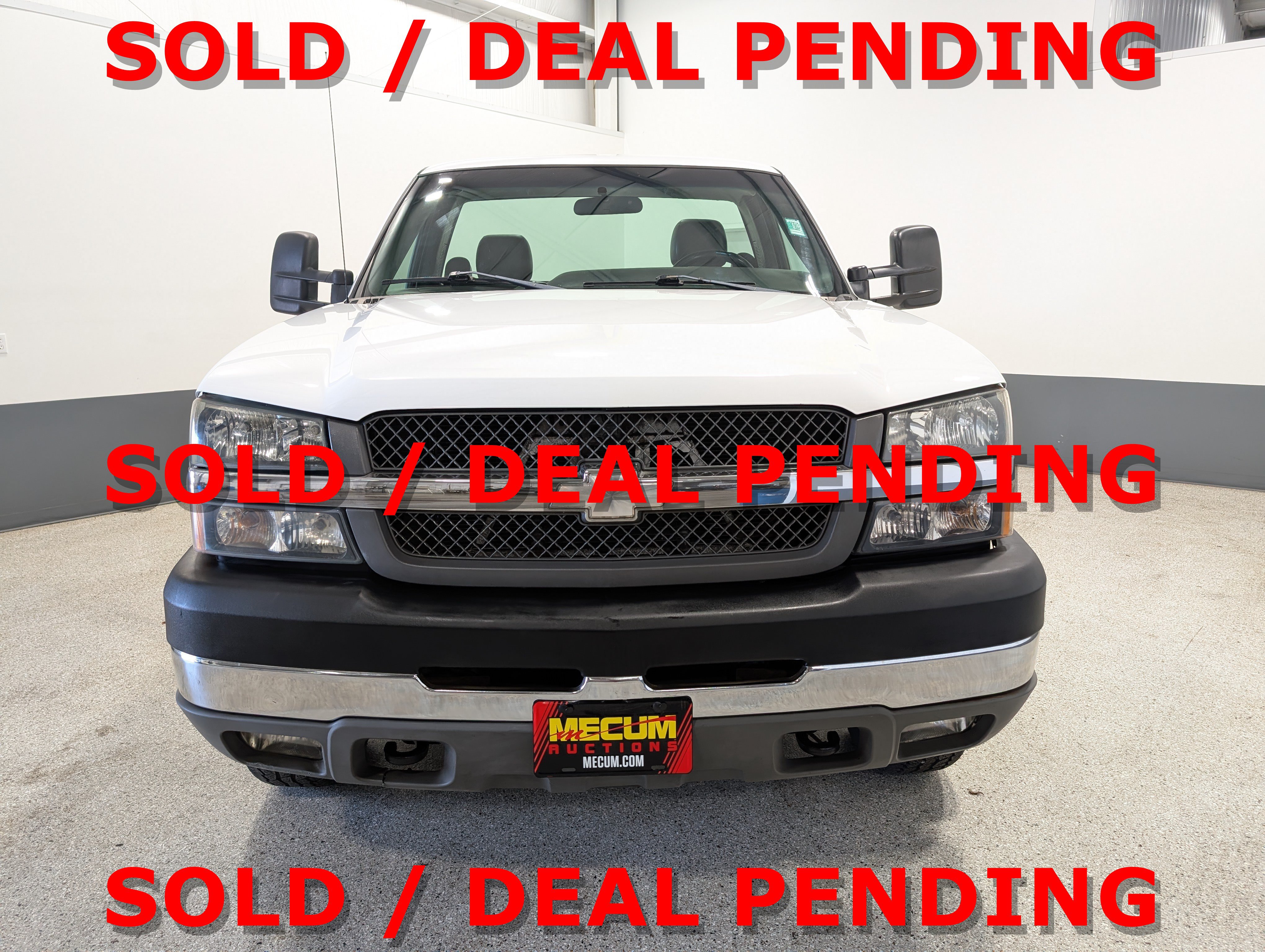 Used 2003 Chevrolet Silverado 2500 4x4 Regular Cab w/ Snow Plow Prep Package image 8