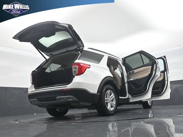 Used 2024 Ford Explorer XLT w/ Equipment Group 202A RWD image 29