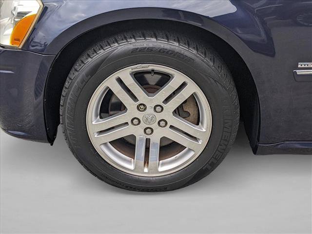 Used 2005 Dodge Magnum R/T w/ Convenience Group II RWD image 22