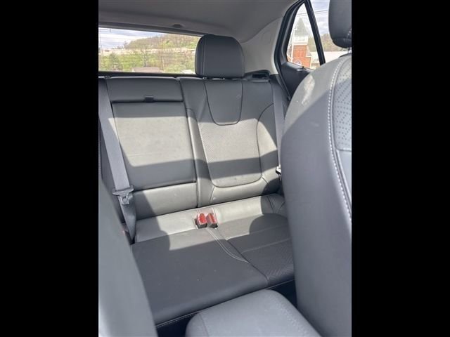 Used 2023 Buick Encore GX Essence w/ Experience Buick Package image 10