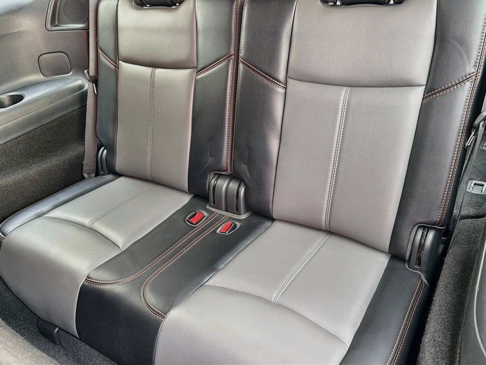 Used 2019 Nissan Pathfinder SL FWD image 42