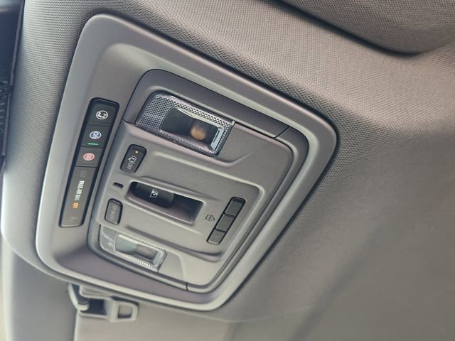 Used 2025 Chevrolet Silverado 1500 LT Trail Boss w/ LT Trail Boss Premium Package image 25