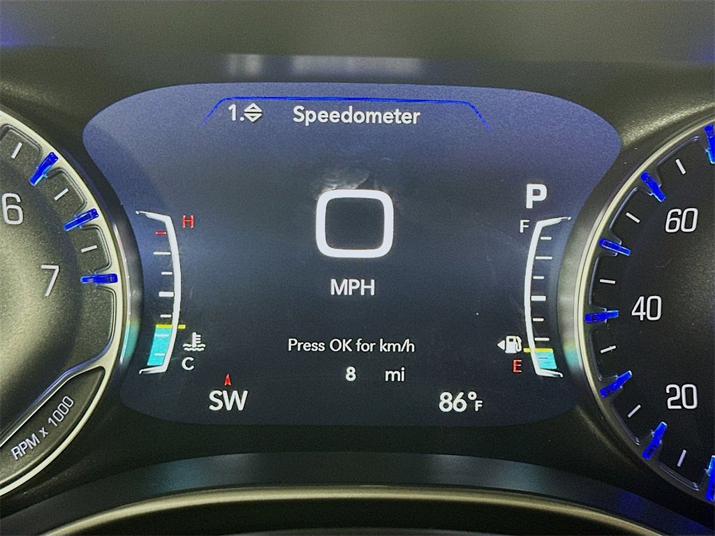 New 2025 Chrysler Pacifica Select w/ Fav Edition Package image 11