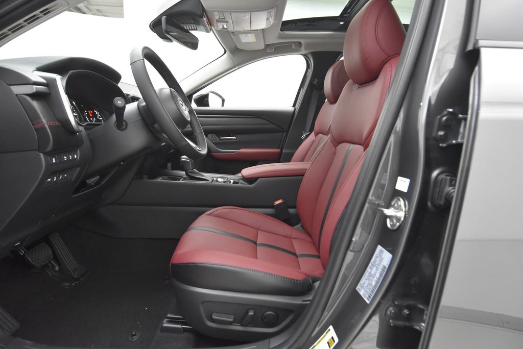 Used 2026 MAZDA CX-50 AWD 2.5 Hybrid w/ Premium Pkg image 29