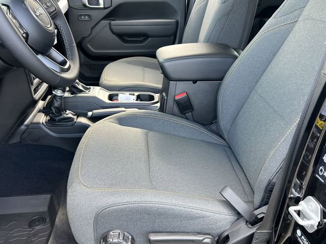 New 2025 Jeep Gladiator Sport AWD/4WD image 21