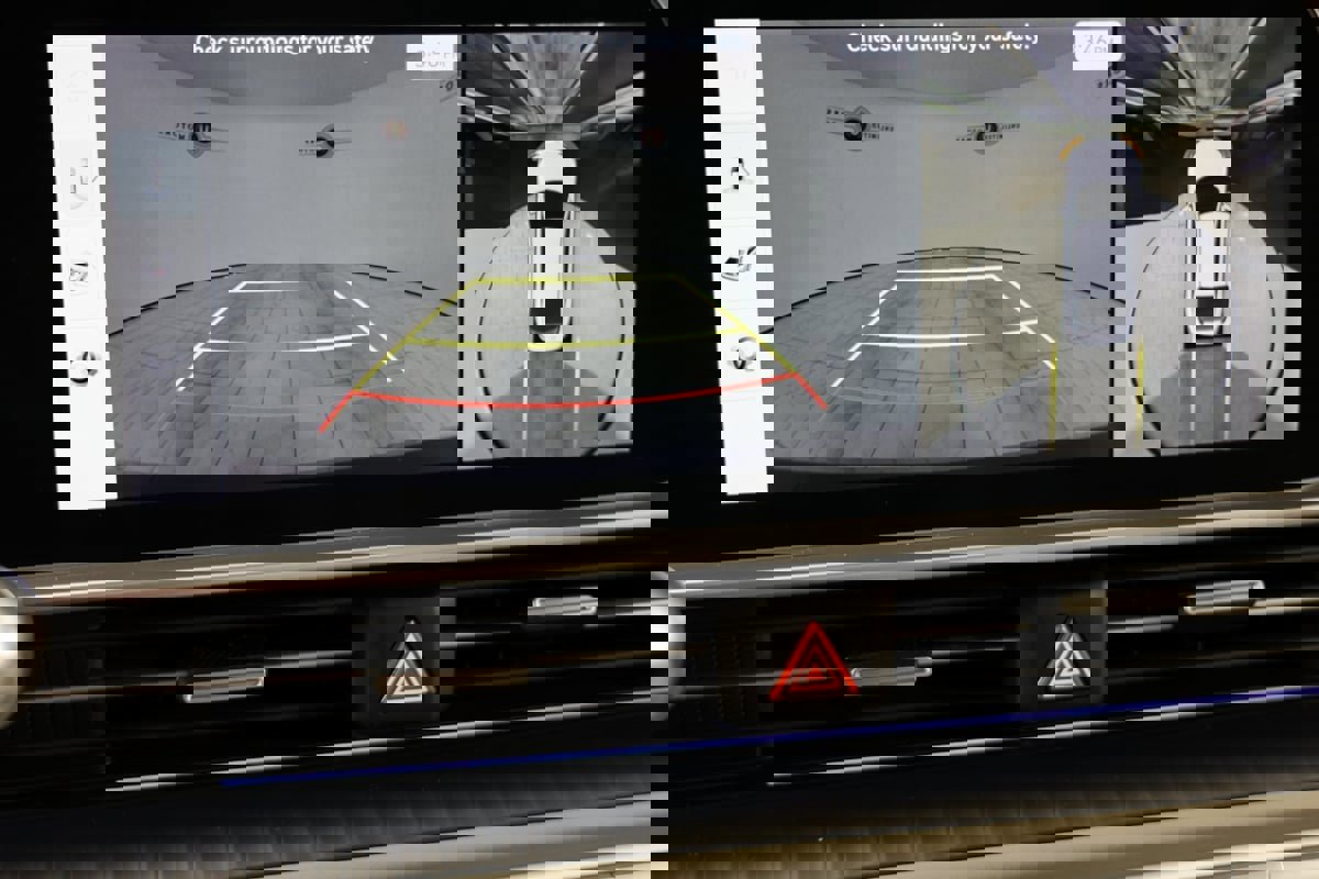 Used 2025 Hyundai Ioniq 6 Limited image 7