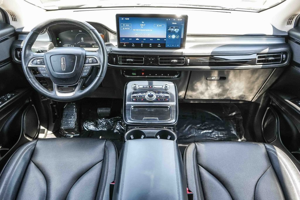 Certified 2023 Lincoln Nautilus AWD image 14