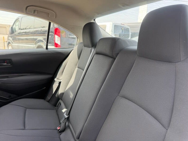 Used 2024 Toyota Corolla LE image 16