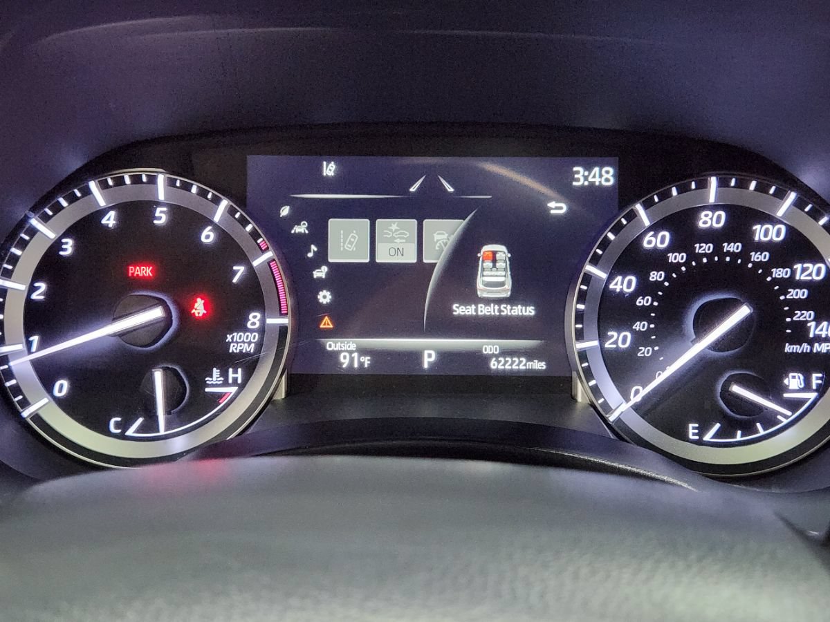 Used 2022 Toyota Highlander XLE FWD image 29