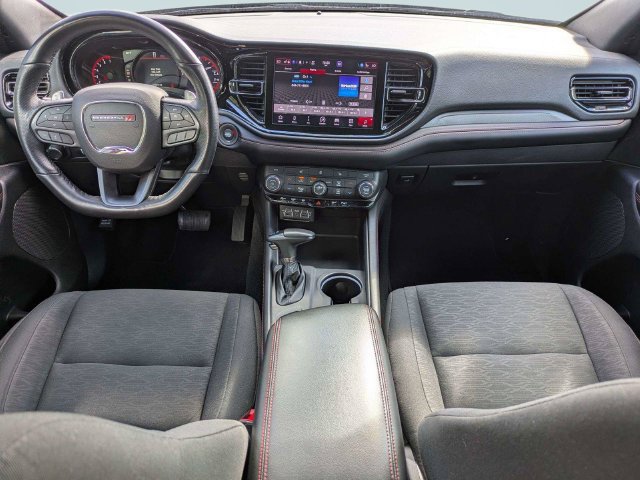 Used 2025 Dodge Durango GT RWD image 17